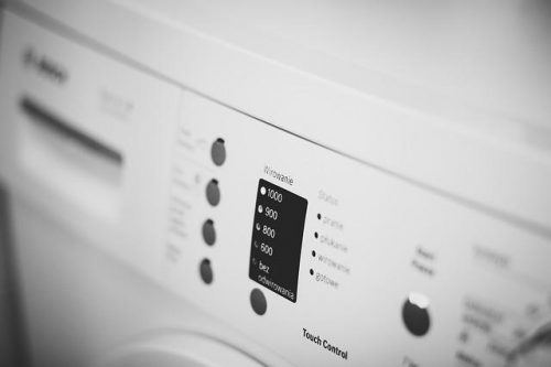 Czyszczenie i konserwacja pralki – jak to zrobić domowymi sposobami?
